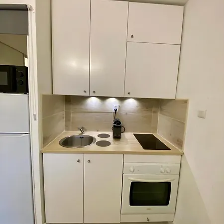 Proche De La
